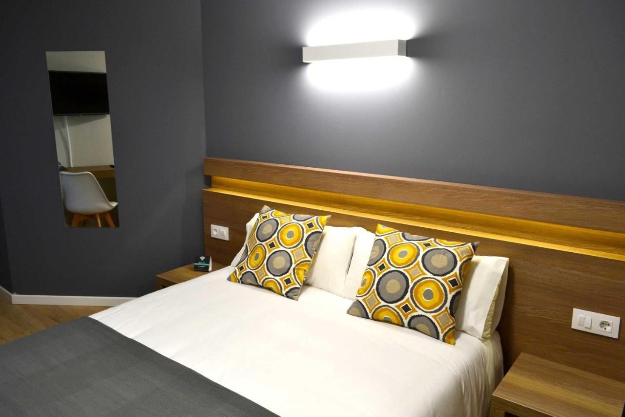 Hotel Alda Estacion Pontevedra Kültér fotó