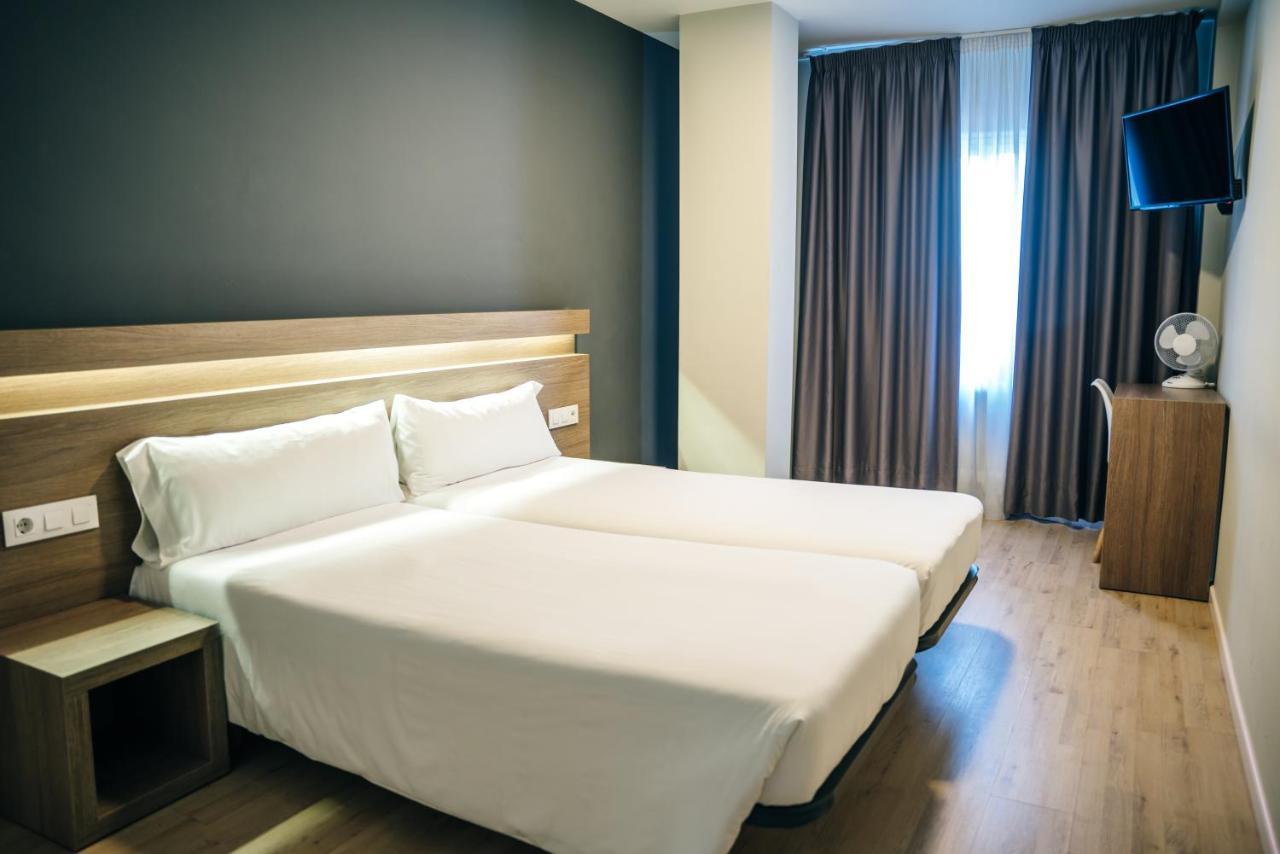 Hotel Alda Estacion Pontevedra Kültér fotó