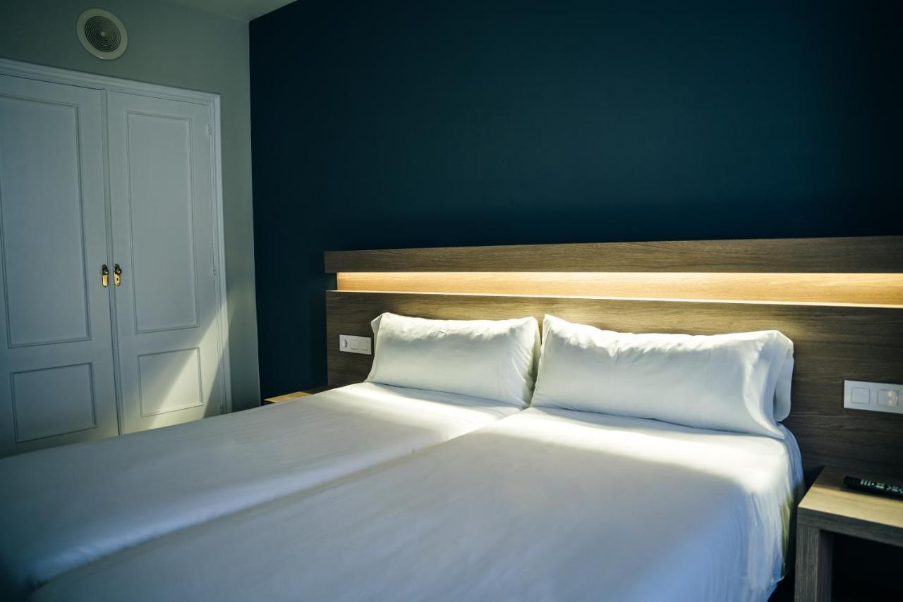 Hotel Alda Estacion Pontevedra Kültér fotó