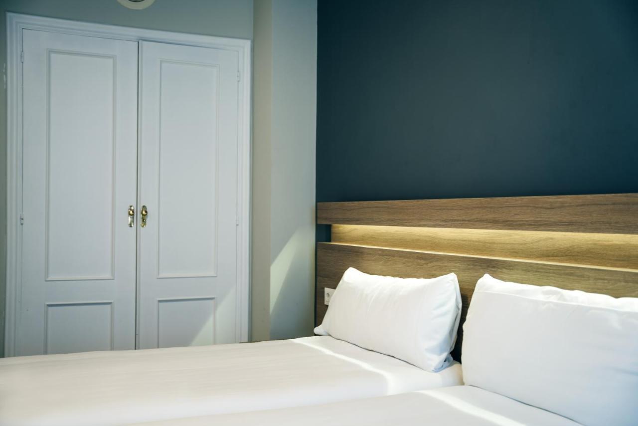 Hotel Alda Estacion Pontevedra Kültér fotó