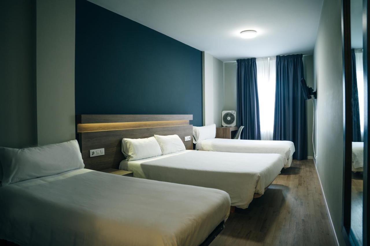 Hotel Alda Estacion Pontevedra Kültér fotó