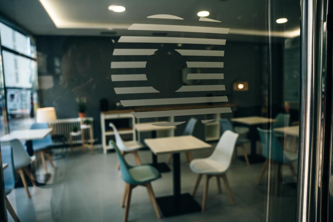 Hotel Alda Estacion Pontevedra Kültér fotó